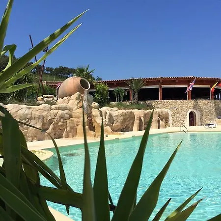 Team Holiday - Camping Mer Et Camargue 4*