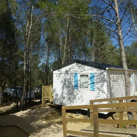 Team Holiday - Camping Mer Et Camargue 4* Calvisson