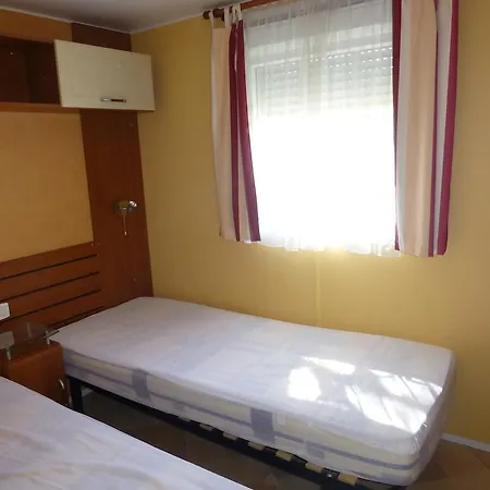 Kemping Team Holiday - Camping Mer Et Camargue 4*