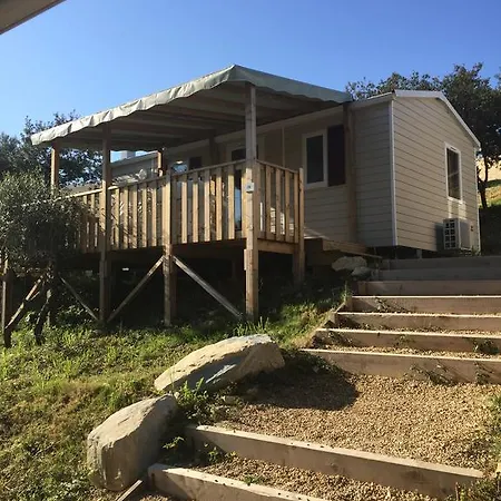 Team Holiday - Camping Mer Et Camargue 4* Calvisson
